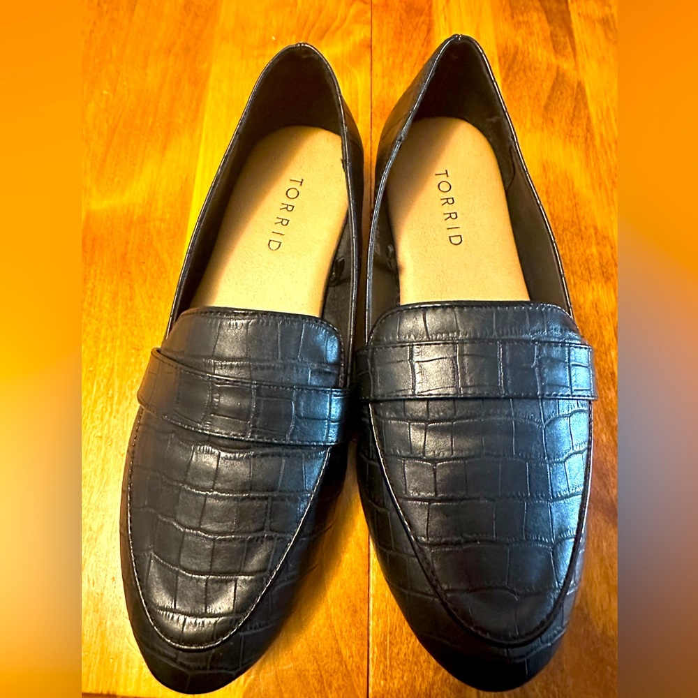 Black loafers size 7